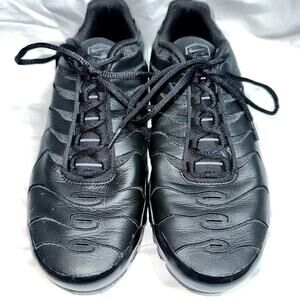 Nike Air Max Plus TN AJ2029-001 Mens US 10.5 Running Shoes Triple Black Sneakers